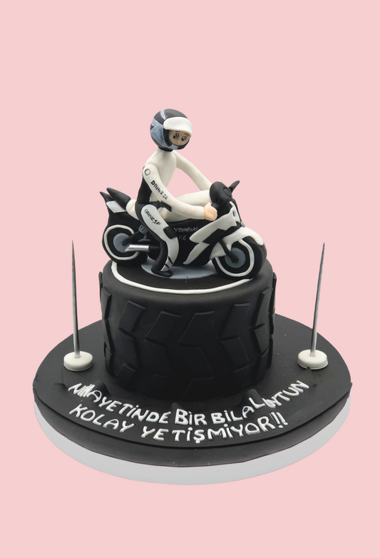Motorcu Doğum Günü Pastası