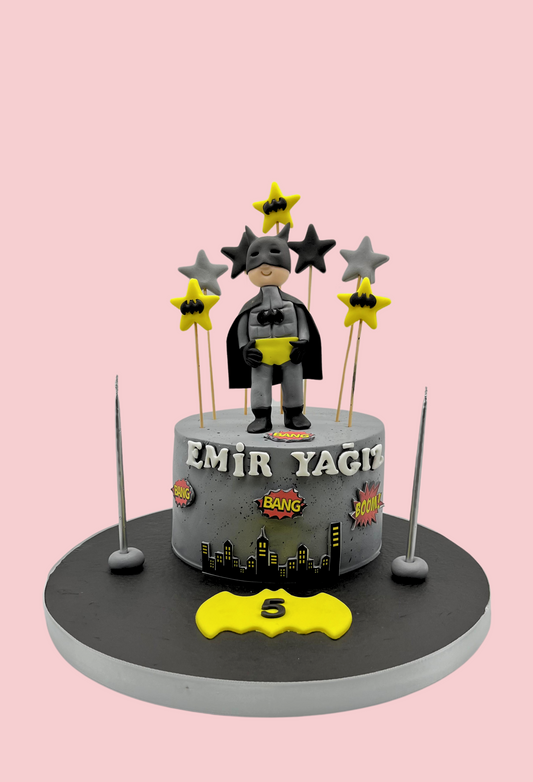 Batman Figürlü Doğum Günü Pastası